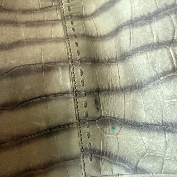 YSL Muse Embrossed Croc Suede With Leather Large Handbag - Picture 4 of 12